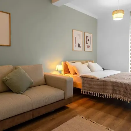 Luxury Scandinavian Design 2br Duplex Near Tomtom Apartamento *