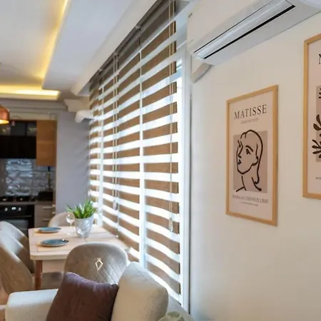 Luxury Scandinavian Design 2br Duplex Near Tomtom Appartement